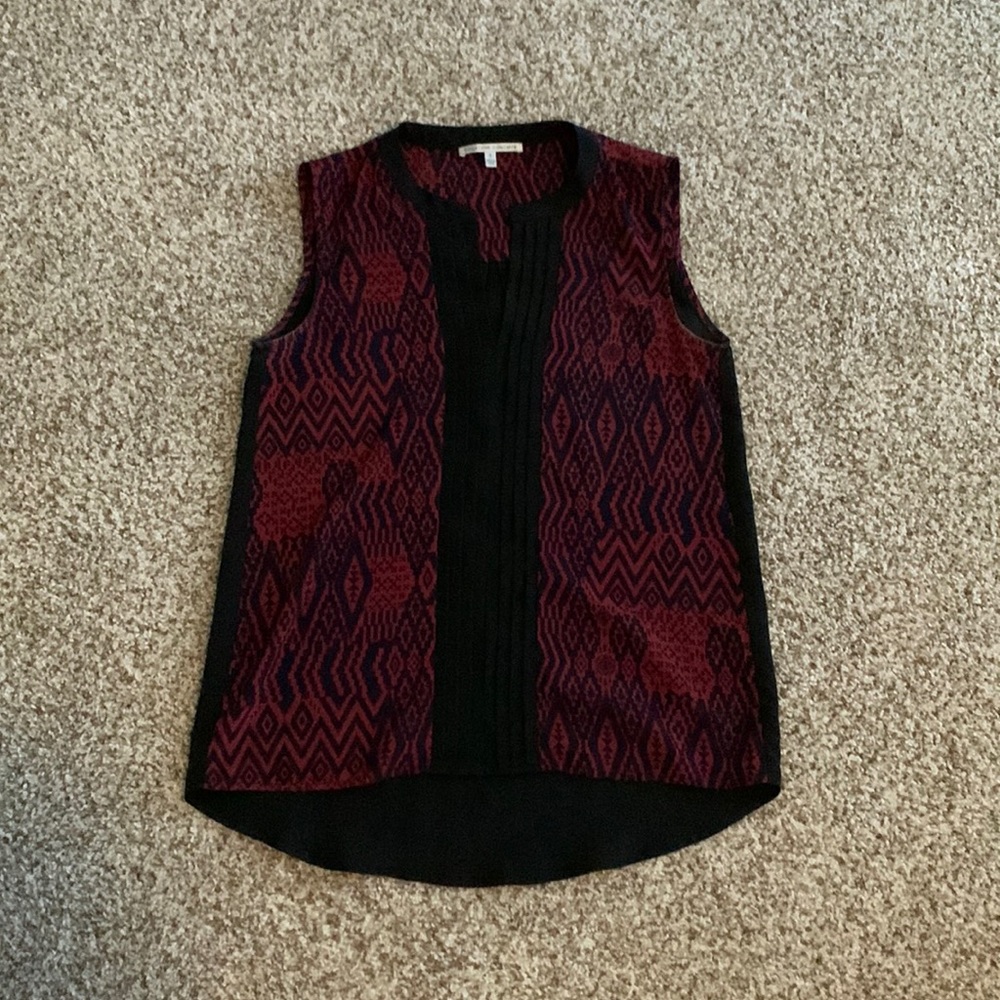 Collective Concepts Sleeveless Red and Black Patterned Top women’s size small